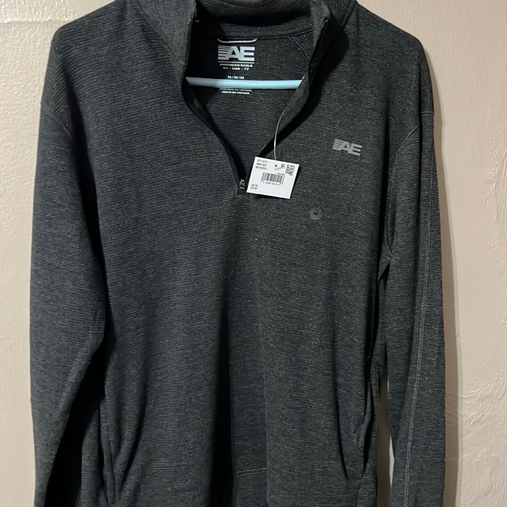 American Eagle men’s Medium 1/4 zip